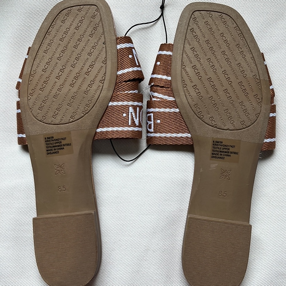 Two pair BCBG 8.5 Wide Sandals - Picture 6 of 8